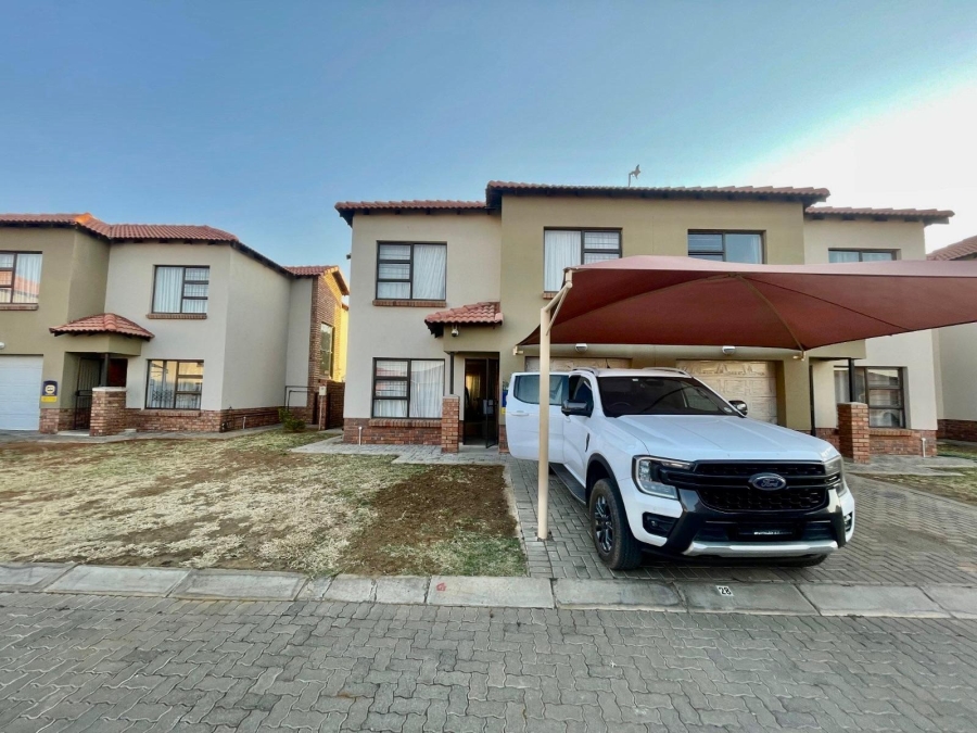 3 Bedroom Property for Sale in Waterval East North West